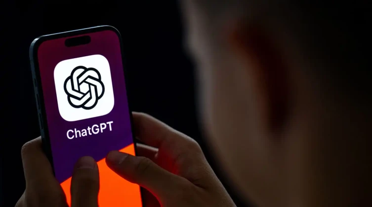 ملصقاتك من ChatGPT إلى واتساب بضغطة واحدة!