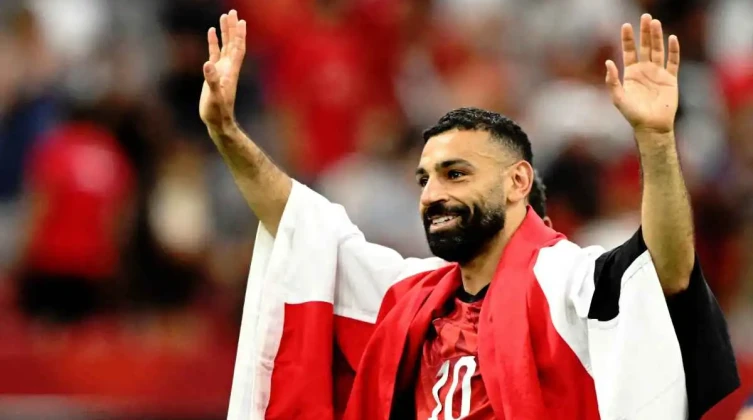 هل يلمّح طرابزون سبور إلى اقتراب محمد صلاح؟