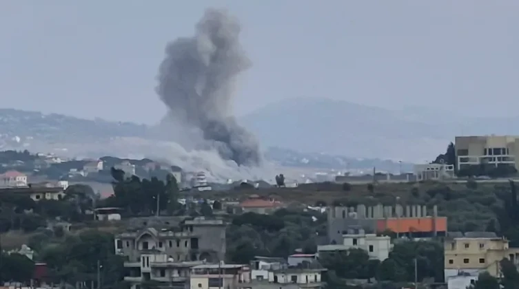 الاحتلال يواصل قصف جنوب لبنان رغم استئناف المفاوضات