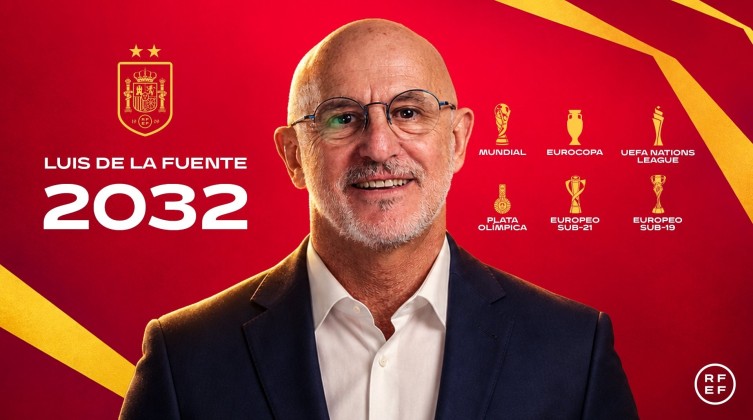 الاتحاد الإسباني يمدد عقد دي لا فوينتي حتى 2032