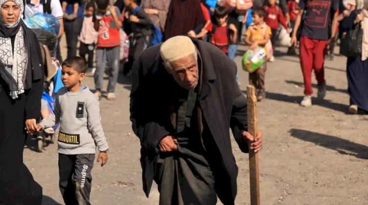 الإحصاء يكشف واقع كبار السن في فلسطين