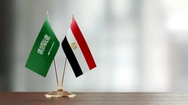 مصر تعلن دعمها الكامل للسعودية في مواجهة الهجمات